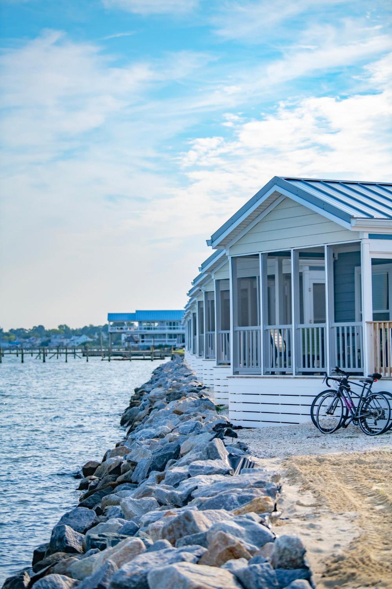 Blufin Bungalows & Marina Чинкотиг Экстерьер фото